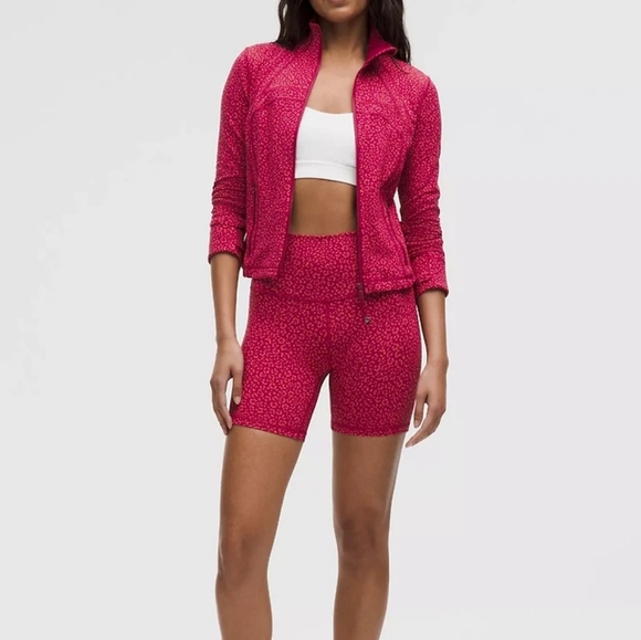 Lululemon Define Cropped Jacket *Nulu Leopard Daisy Desert Red Magenta Size 14 - Picture 4 of 9